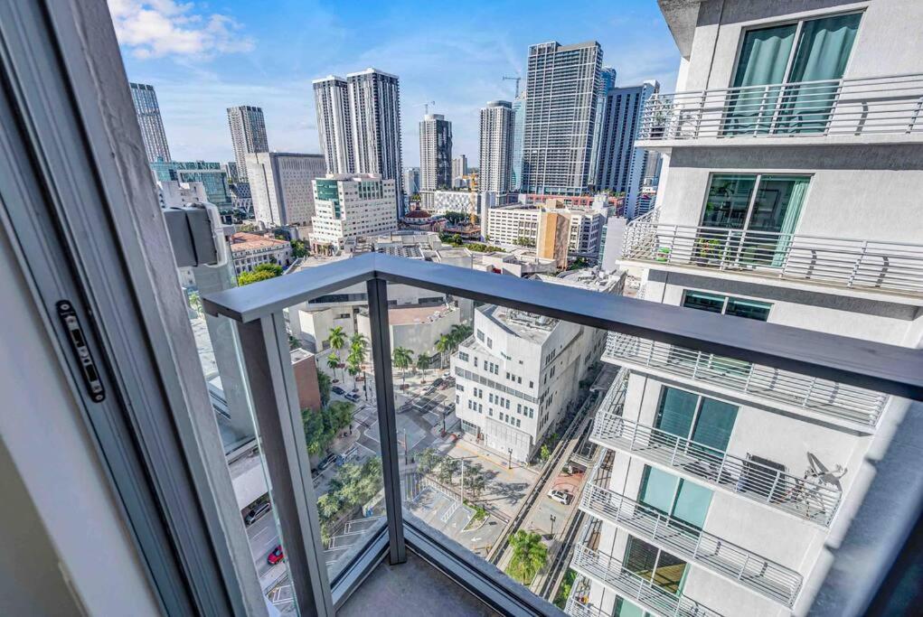 Breathtaking 1Br In The Heart Miami Apartamento Exterior foto
